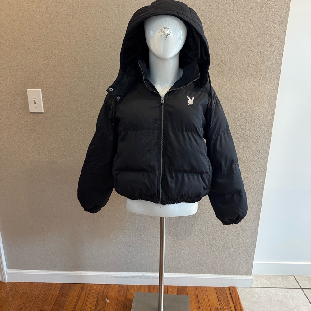PLAYBOY 
Women’s size‎ XS/S Black Hooded Puffer Jacket